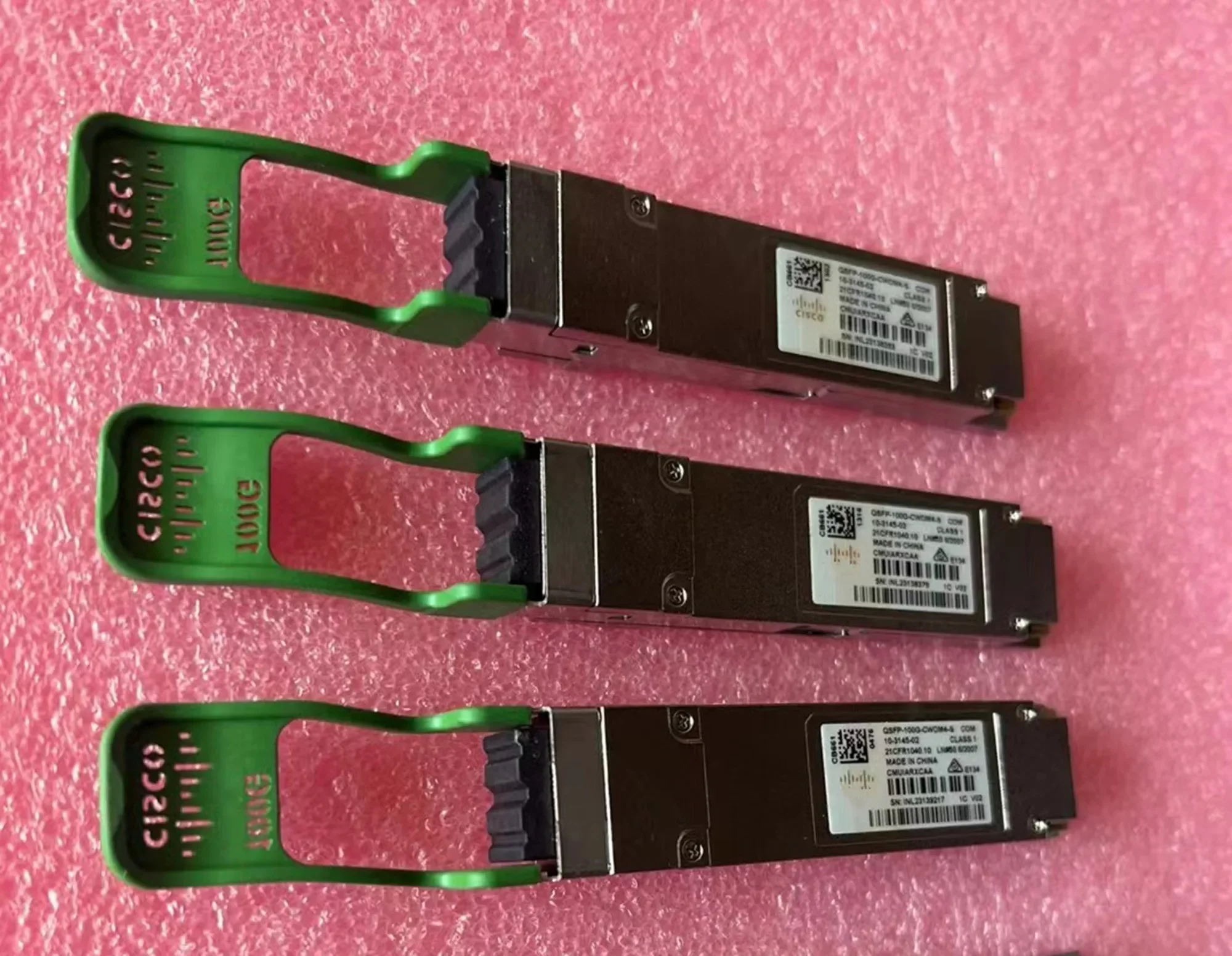 100G QSFP Fiber Switch QSFP-100G-CWDM4-S 100GBASE-CWDM4 QSFP28 1310nm 2km DOM Duplex LC SMF Optical Transceiver Module