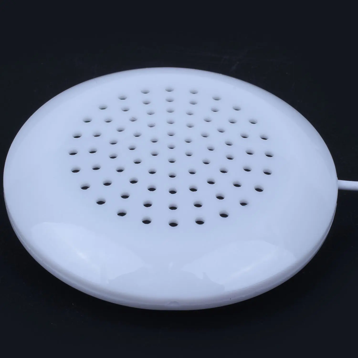 Hot New 3.5mm Portable Mini Speaker Pad for MP3 MP4 CD Phone White