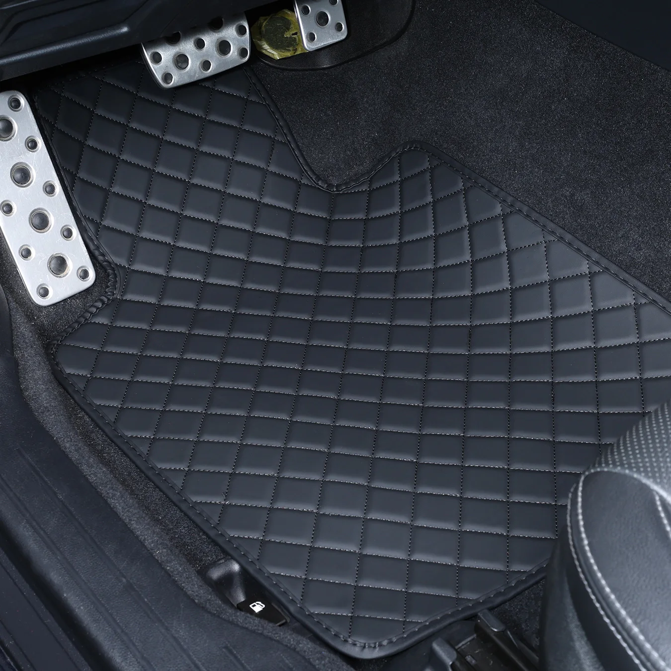 

4Pcs Car Floor Mats Universal PU Leather Waterproof Auto Foot Pad Protector Automobile Interior Car Interior Accessories XNG01-D