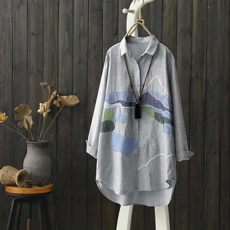 Spring and summer new long sleeved cotton shirt with thin stripes and fashionable printed shirt top