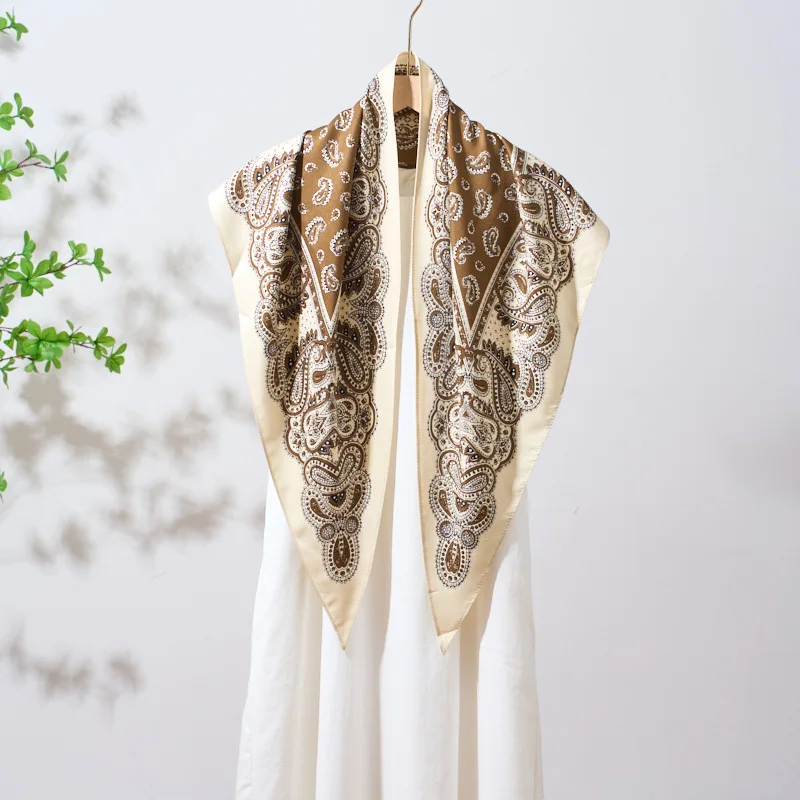New Pellis Retro Cashew Print Triangular Scarf To Wear Decorative Belt Women's Imitation Silk Triangular Silk Scarf