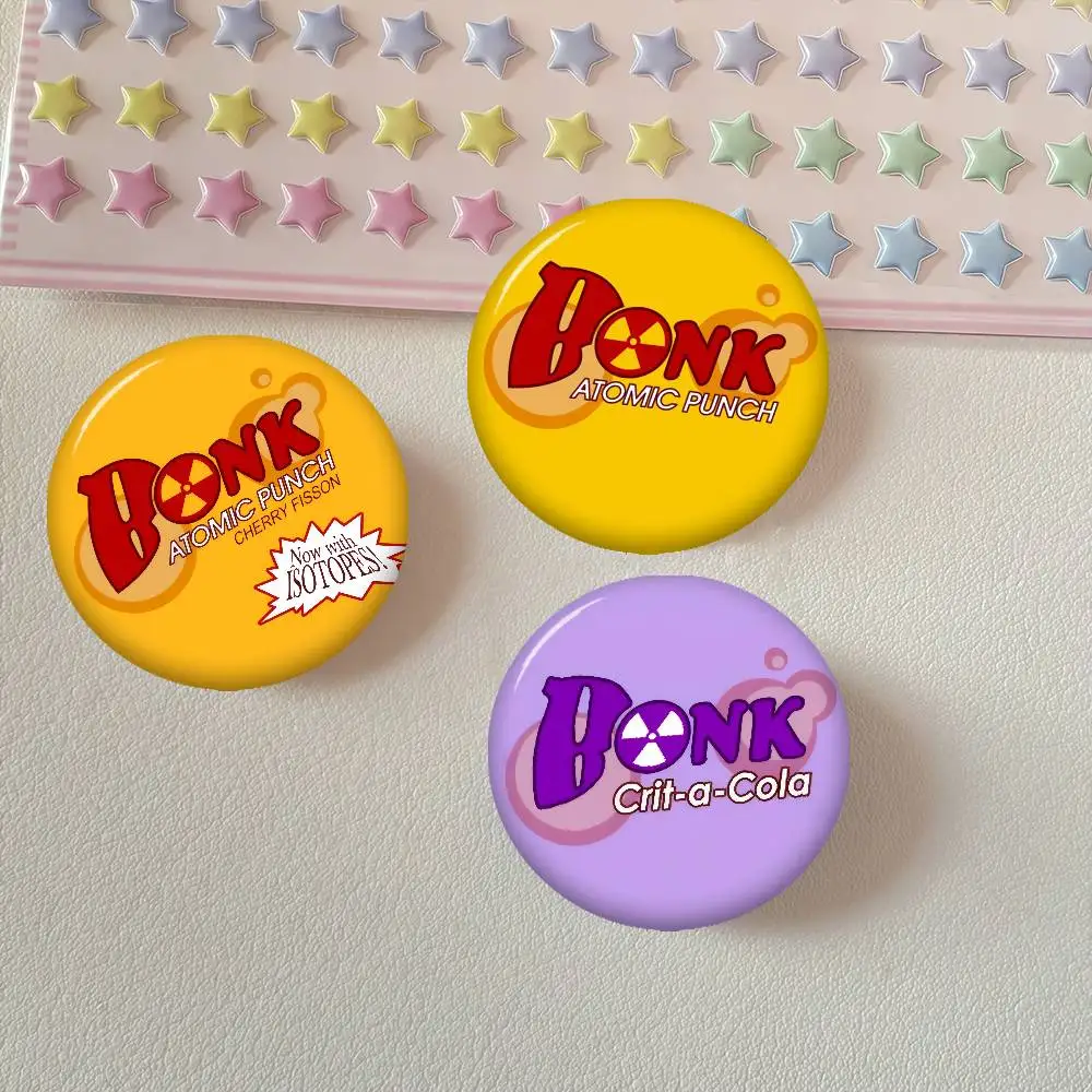 Figure Icon Badge Handmade Tinplate Brooch for Backpack Clothes Chest Ornament Gifts TF2 Bonk! Atomic Punch Logo