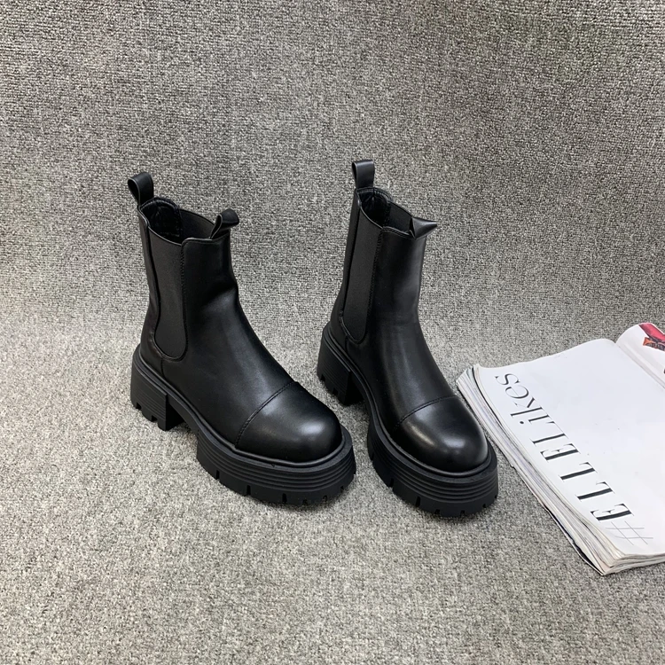 Women's Rubber Boots Shoes Round Toe Flat Heel Luxury Designer Chelsea  Rain Ankle Black Ladies Lolita High Heel Fashion image 2