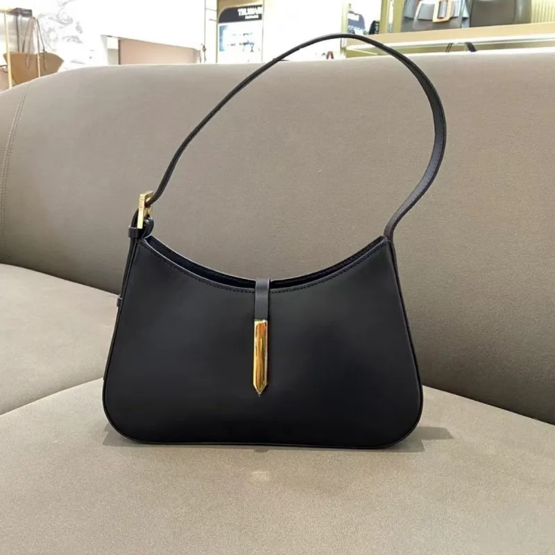 Light Luxury Hundred Ladies Comfortable Tote Armpit Bag Fashion Trend Niche Design Ladies Solid Color High Quality Shoulder Bag