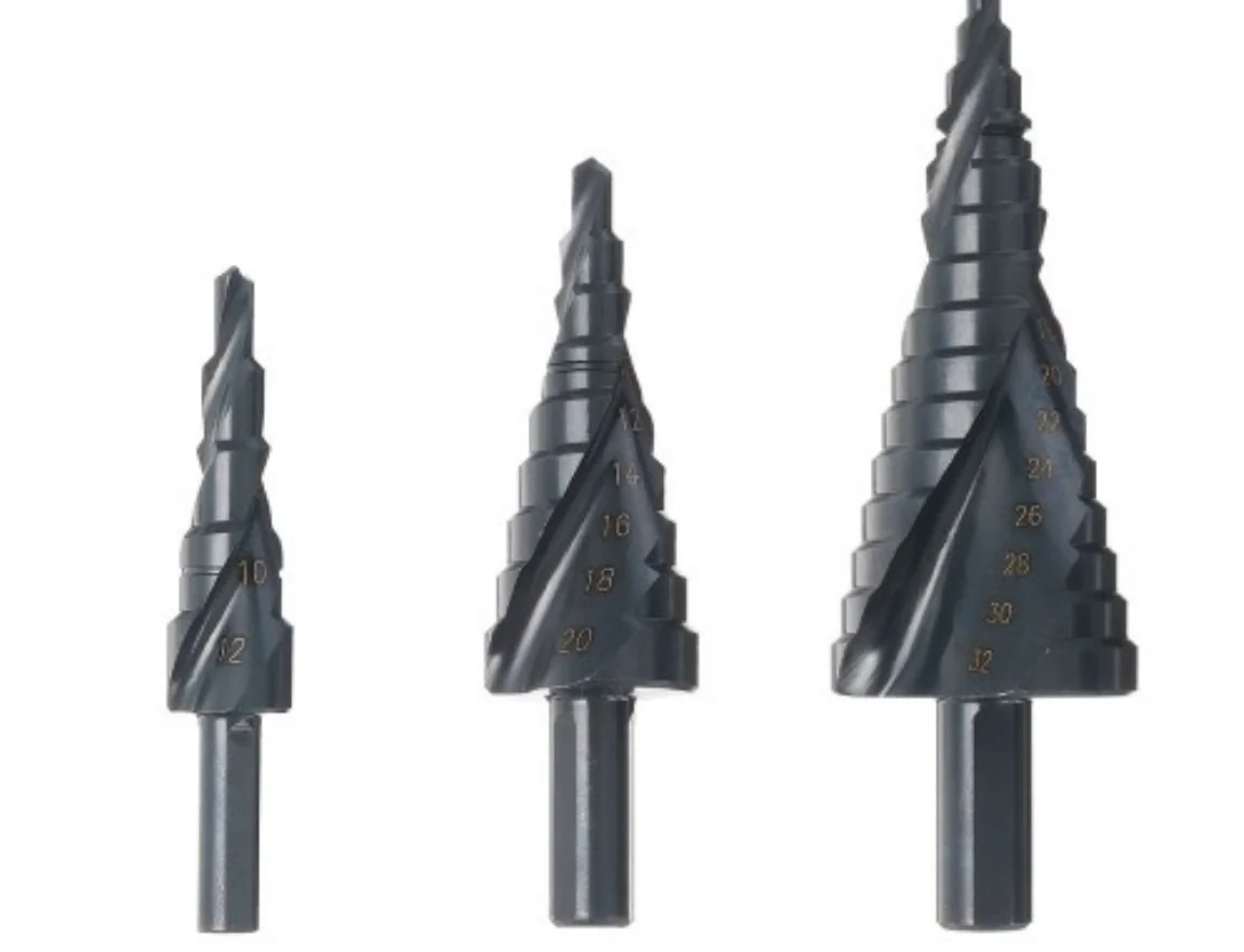 3 buah/Set 4-32mm Set mata bor Titanium HSS baja kecepatan tinggi Spiral beralur batang kayu/logam kerucut alat bor pemotong lubang