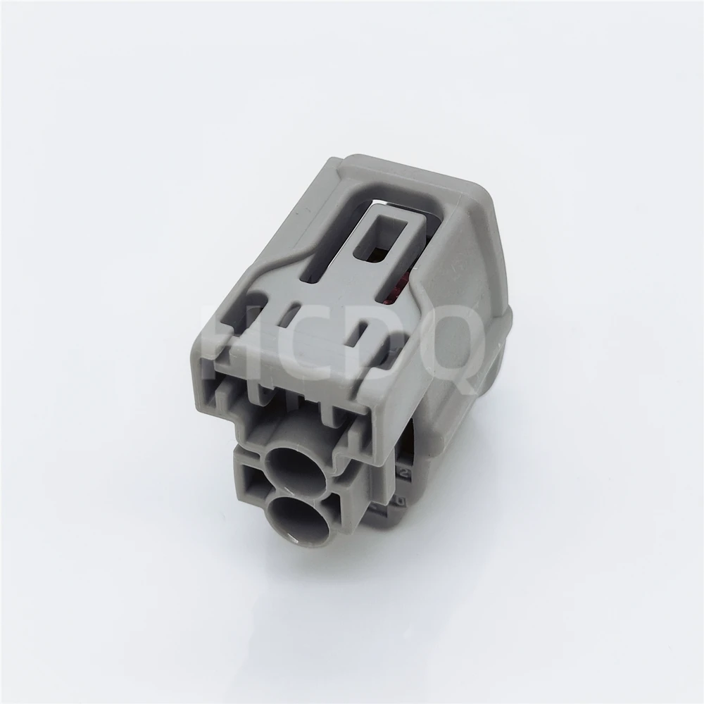 Supply 82824-30290 2PIN original and genuine automobile harness connector Housing parts