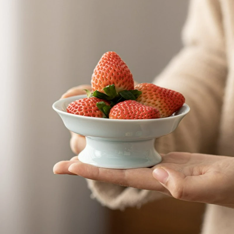 

Ceramic Exquisite Dried Fruit Plate Tall Feet Refreshment Tray Dried Fruit Plate Dishes Cake Snack Tray Kitchen Supplies Teaware