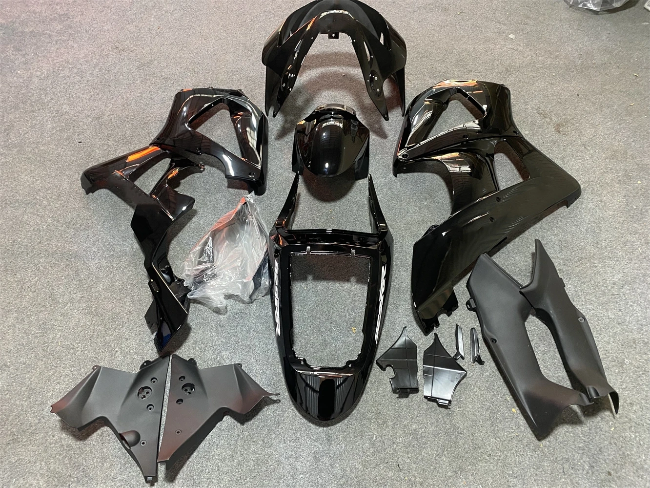 Новый обтекатель из ABS-пластика подходит для мотоцикла CBR900RR 929 2000 2001, черный.