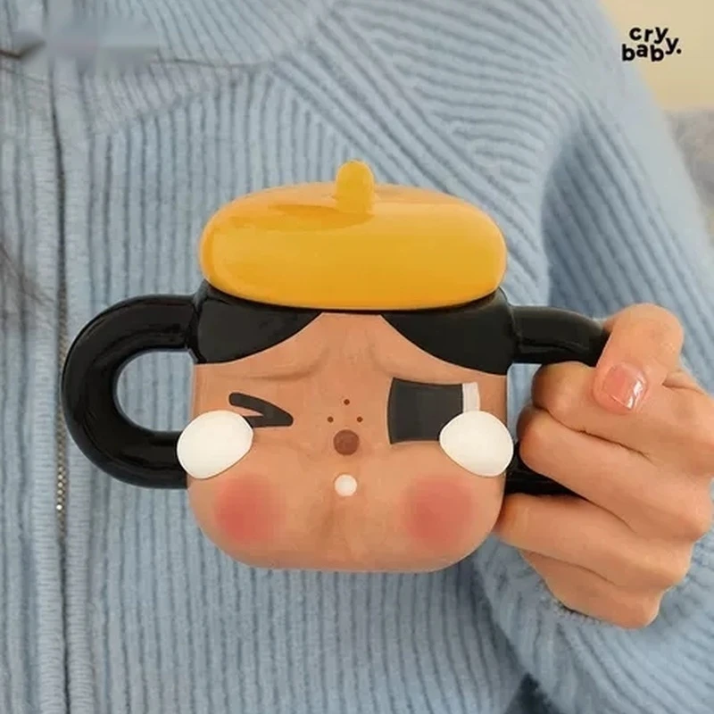 Tasse en céramique couverte de la série Crybaby Sad Club, tasse de maquillage créative, ornements de figurine d'anime mignon, cadeau de collection, jouet d'anniversaire