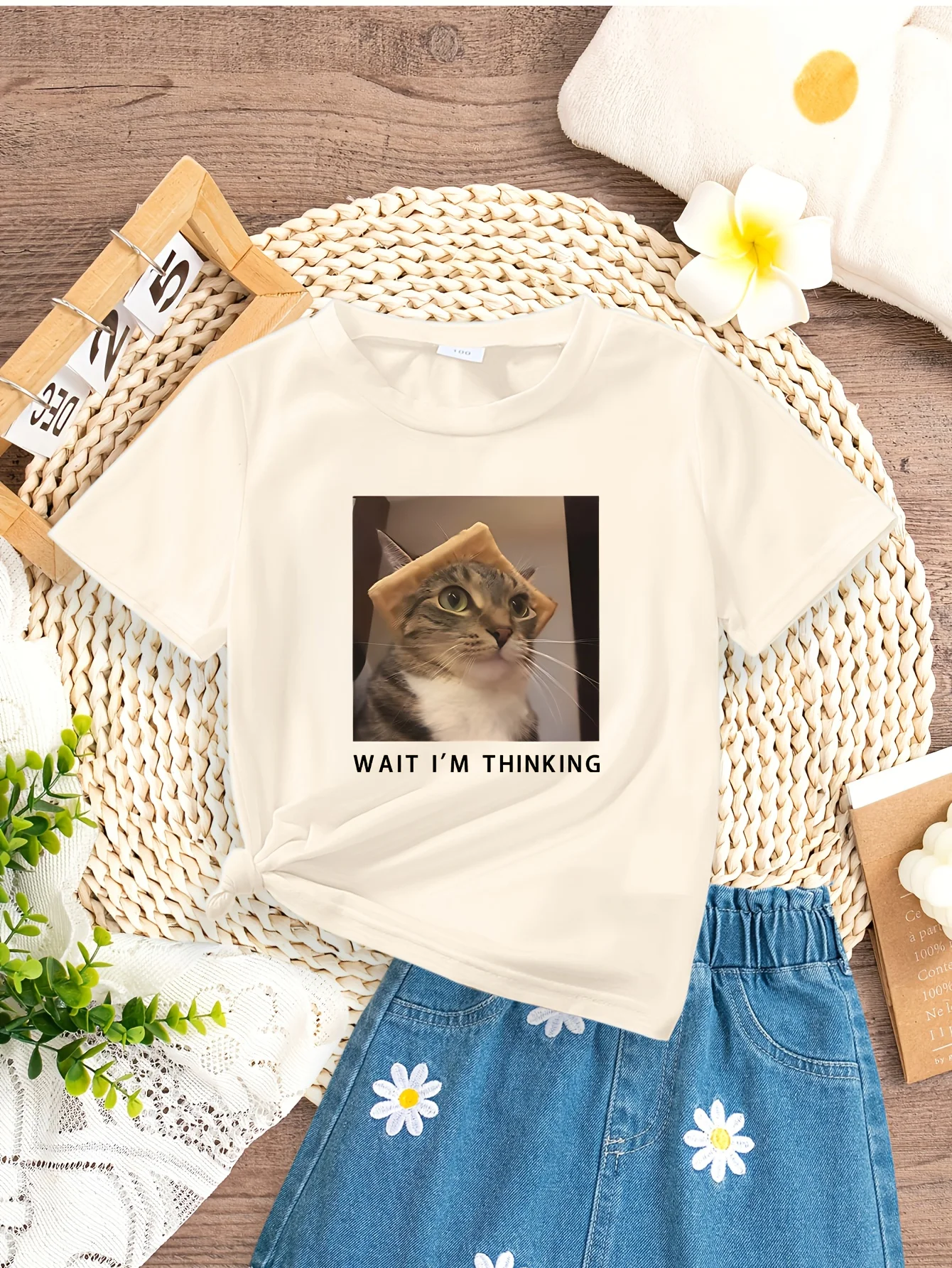 Wait I'm Thinking-Camiseta informal de manga corta con cuello redondo para mujer ropa de calle con gráfico de gato divertido