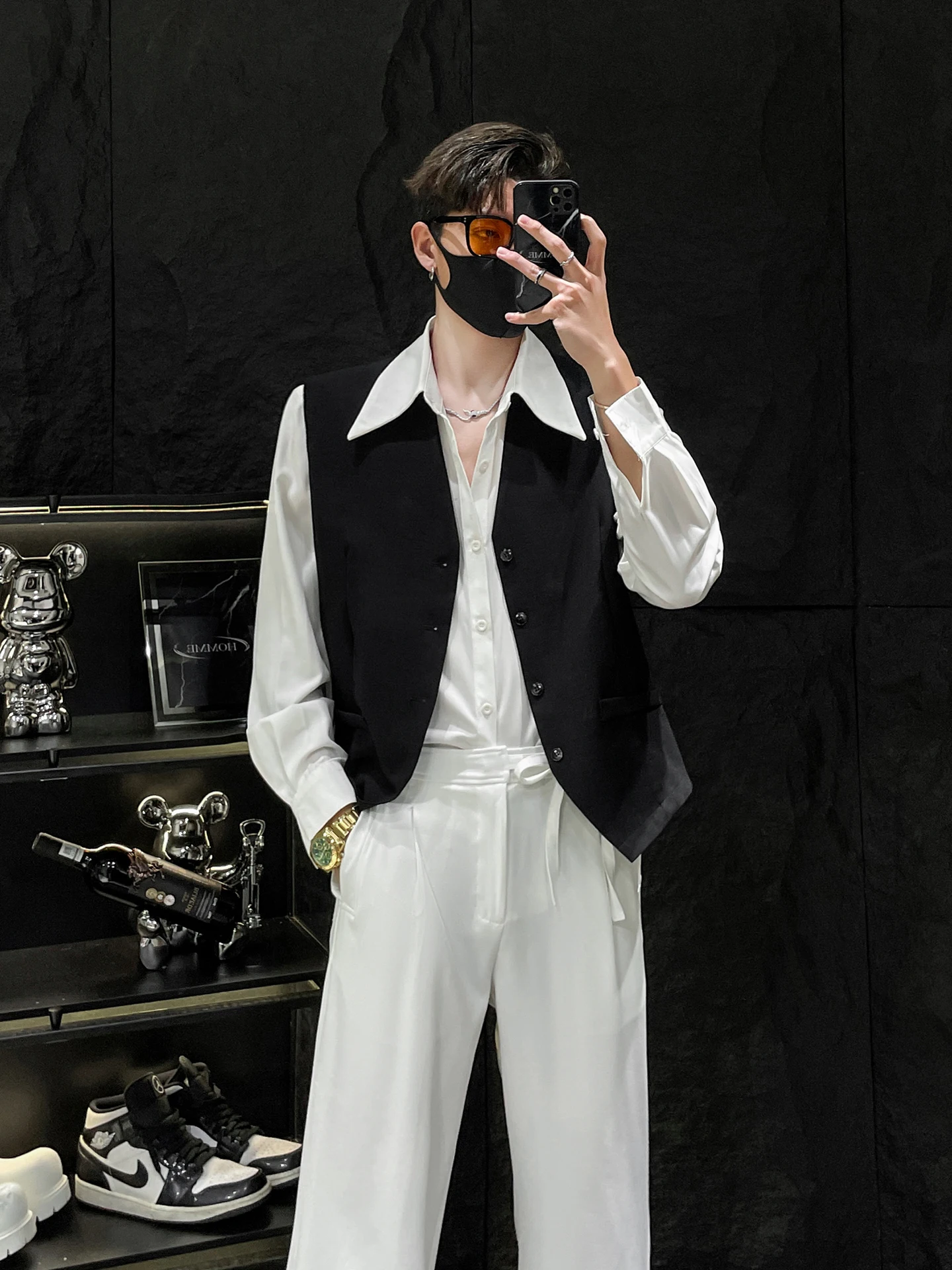 

Мужской универсальный однотонный жилет-топ в молодежном стиле, модный, с V-образным вырезом, на одной пуговице, для любого сезона