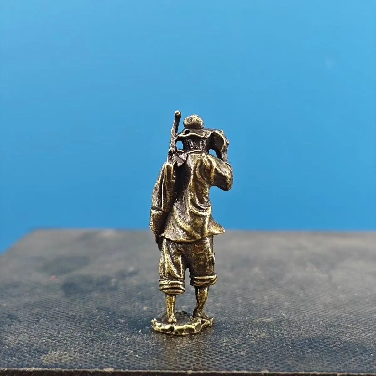 copper Desktop Decor bonsai suiseki micro landscape decoration:farmer