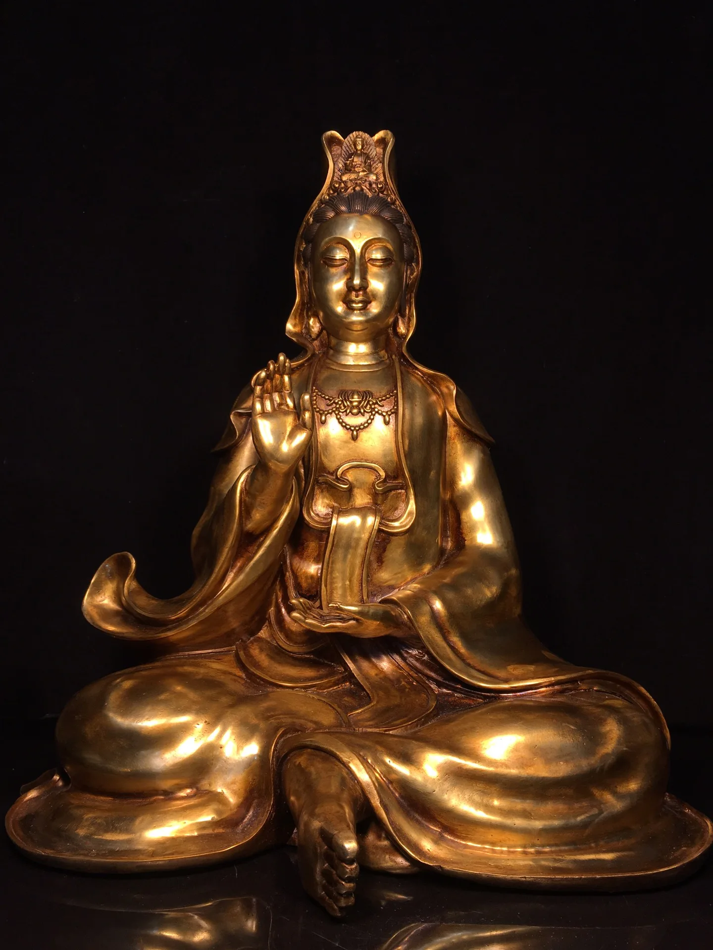 

19"Tibetan Temple Collection Old Bronze Gilded Cinnabar Guanyin Bodhisattva Sitting Buddha Amitabha Worship Hall