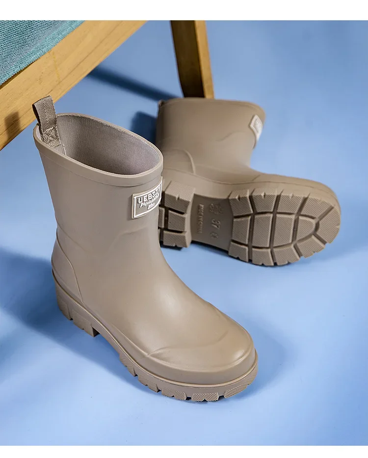 2026 Modische koreanische Damen-Regenstiefel (Wadenhöhe) mit dicker Sohle, verschleißfest, rutschfest, wasserdicht, für die Autowäsche geeignet – Detail 31
