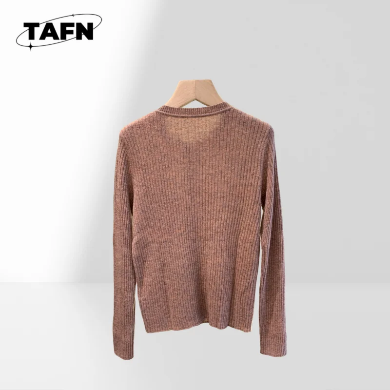 Women's Retro-Inspired Cashmere Cardigan – Luxurious Warmth for Casual Settings in 2025 Warm and Stylish Casual Wear AJ1311