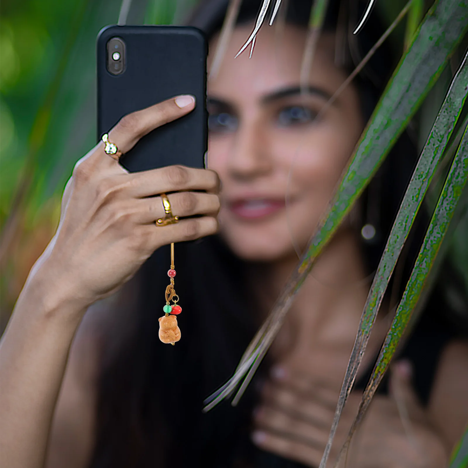 

Wooden Guinea Pig Phone Charm Keychain Pendant Cute Backpack Bag Camera Hanging Ornament Car Hanging Ornaments