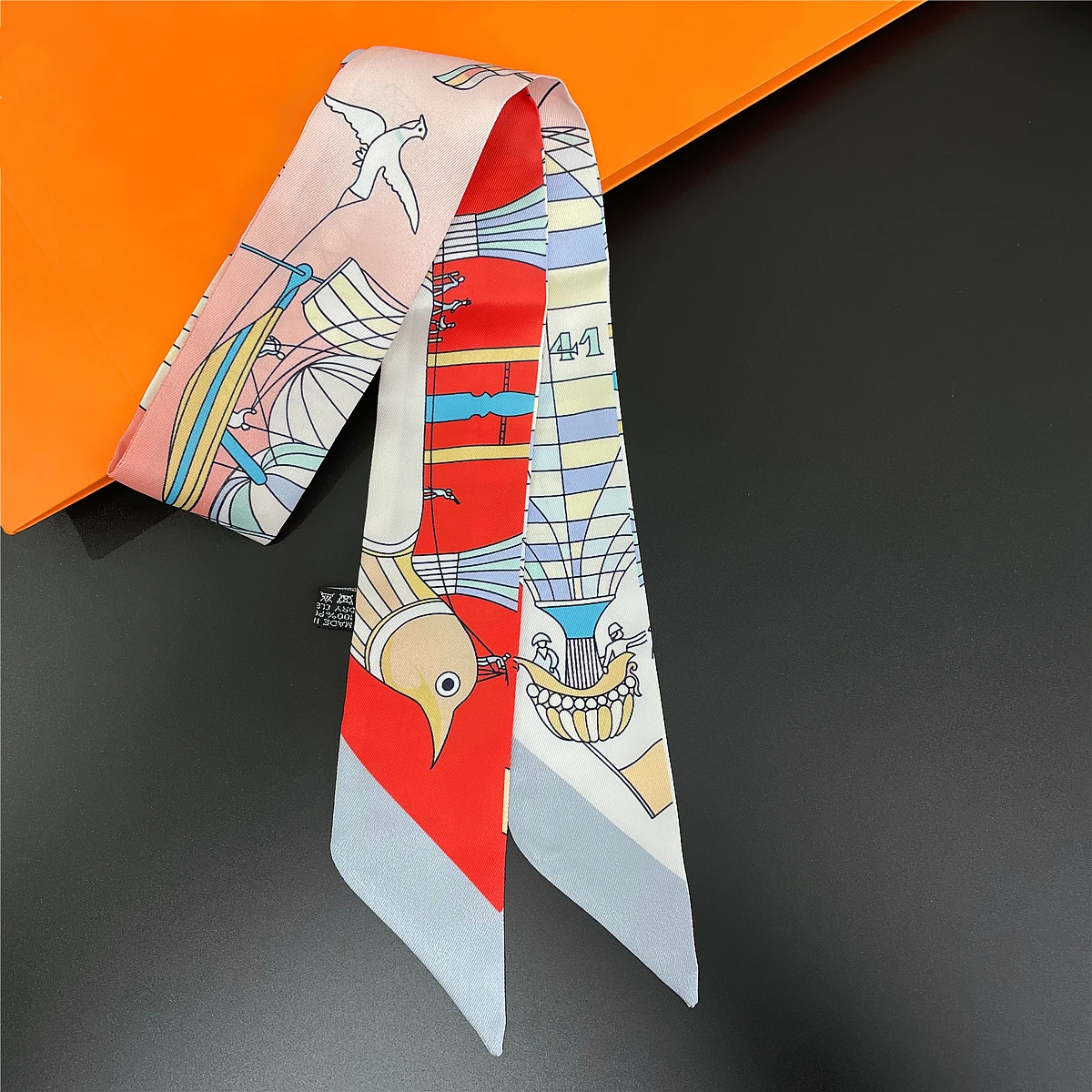 2024 New Bird Print Scarf Women Luxury Brand Silk Scarf Fashion Headband Foulard Skinny Hair Bag Scarves Design Neckerchief