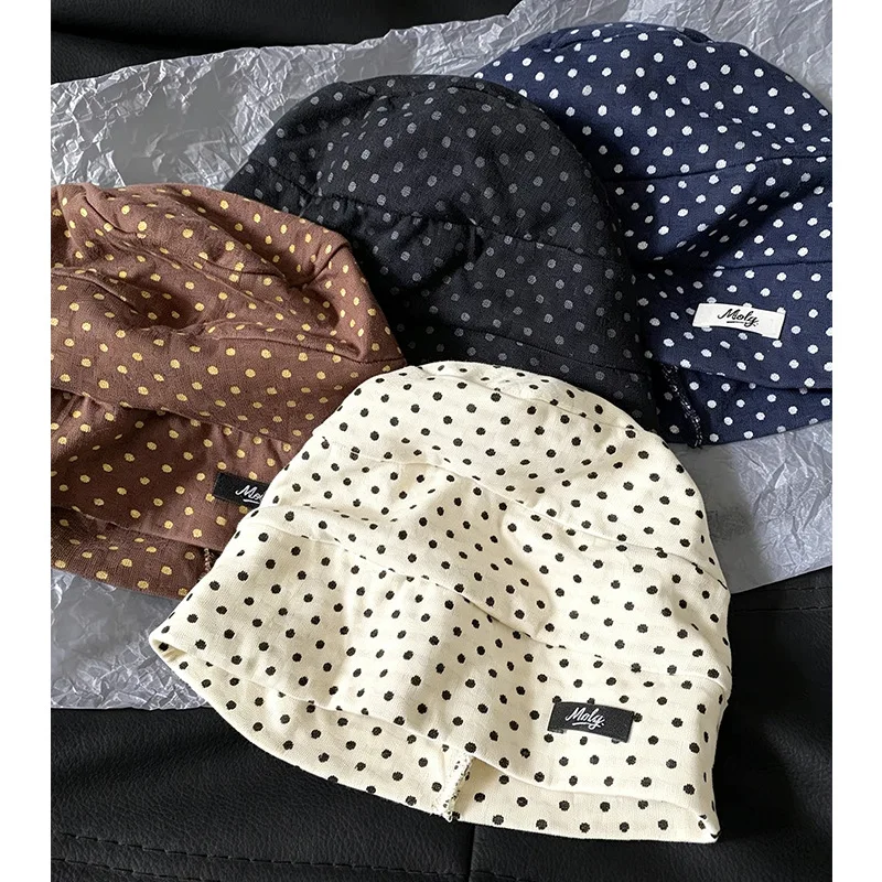 Koreanischer Stil Polka Dot Jacquard Pullover Mütze Herbst Nischenmode Vielseitige Ohrenschutz-Beanie-Kappen für Damen – Detail 2