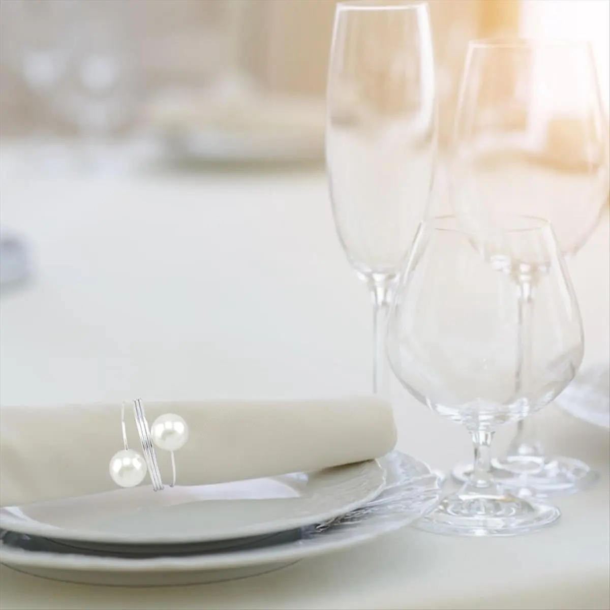 AA83 20Pack Silver Napkin Rings, Pearl Napkin Ring Set, Metal Spring Napkin Holder Table Decorations, Napkin Ring Buckles