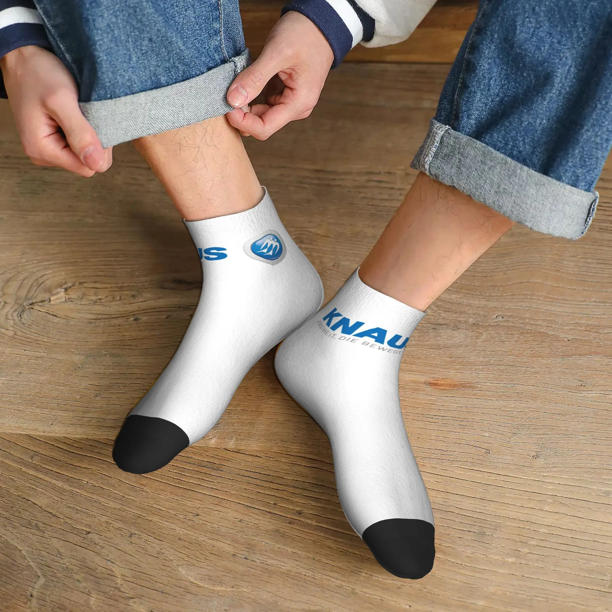 

All Seasons Knaus Caravan Socks Harajuku Super Soft Crew Socks Fashion Stockings for Men Women Gifts