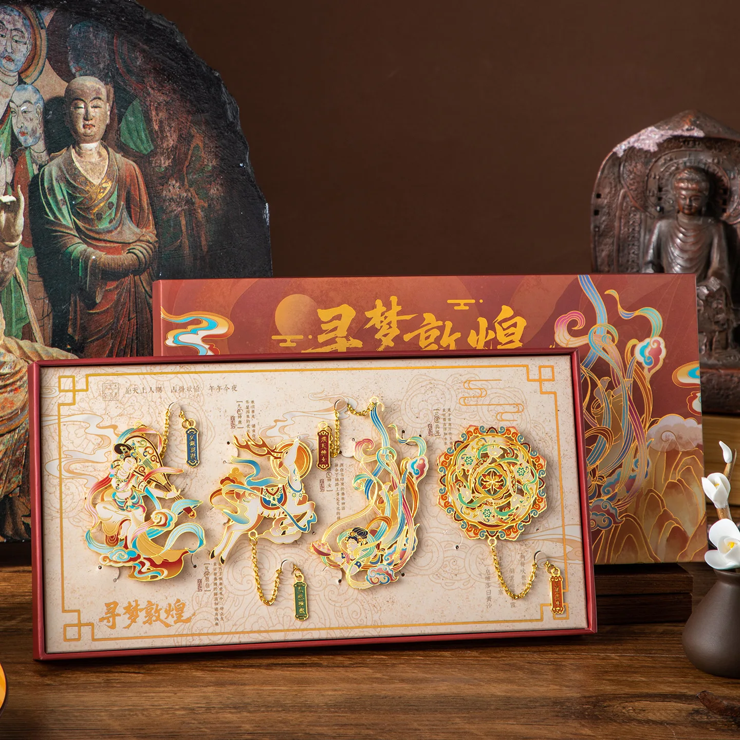 Chinese Vintage Style Metal Bookmark Gift Set with Pendant Classical Metal Vintage Bookmarks Hollow Out Bookmarks Handmade