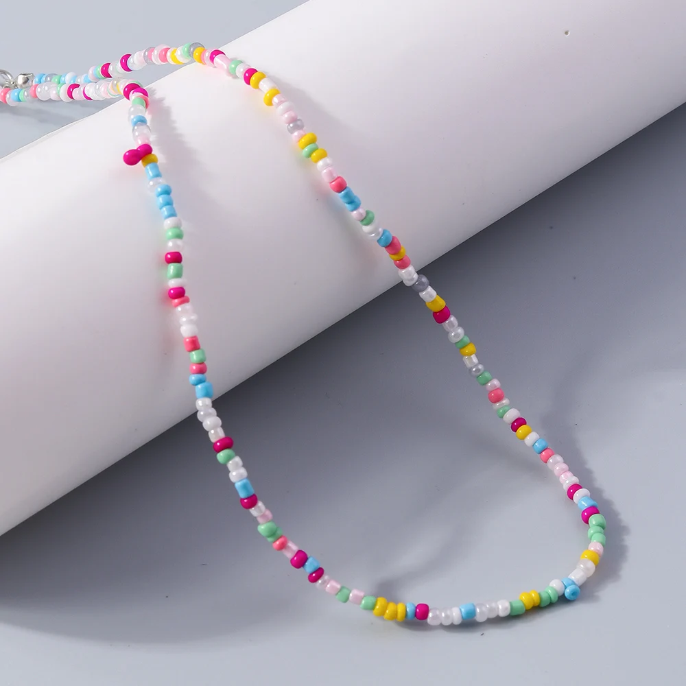 Modische, bunte, handgefertigte Perlenkette für Damen und Mädchen, Party- und Festivalschmuck, Geschenkidee – Detail 5