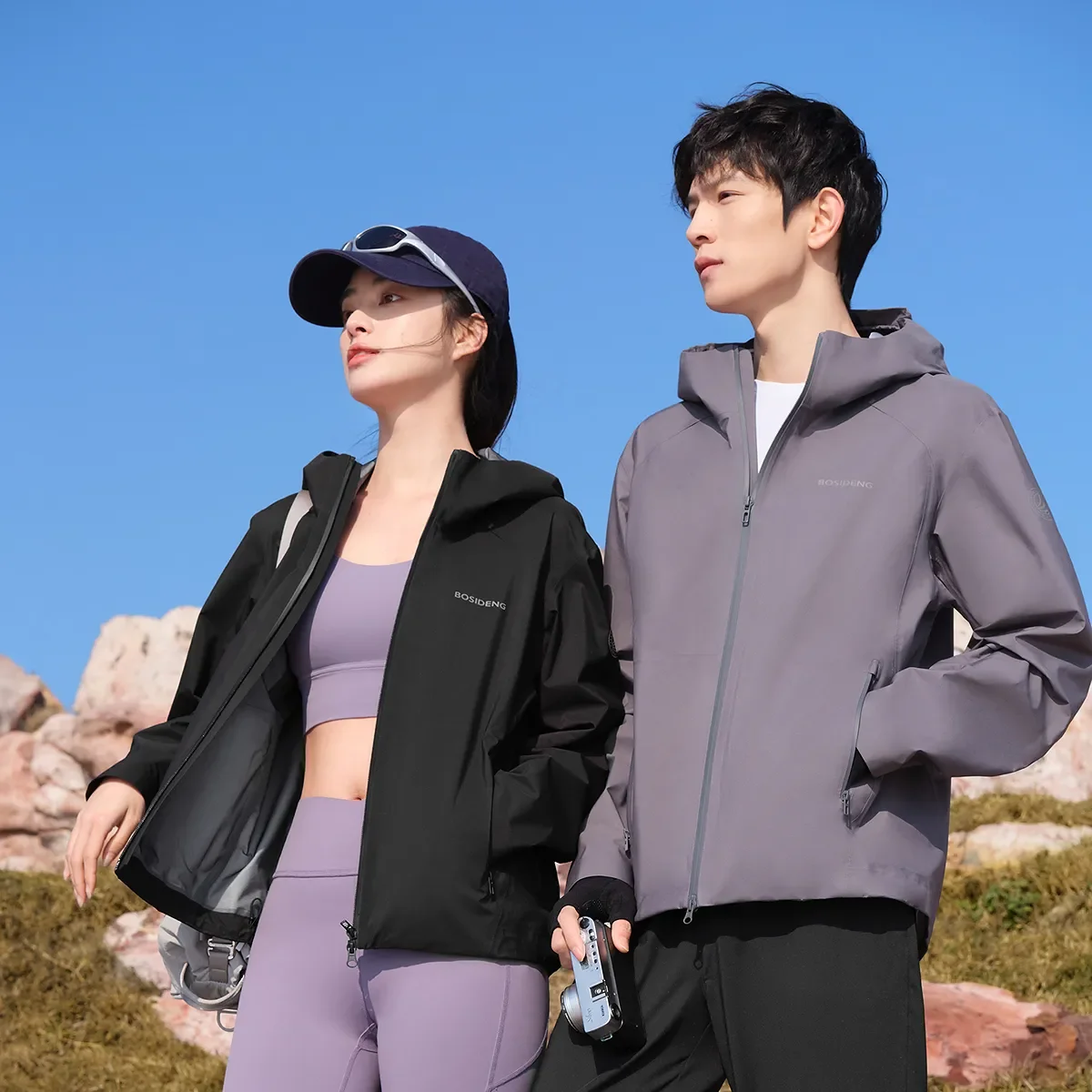 

BOSIDENG Waterproof & Breathable Women's Windbreaker - Ideal for Hiking, Climbing & Outdoor Adventures