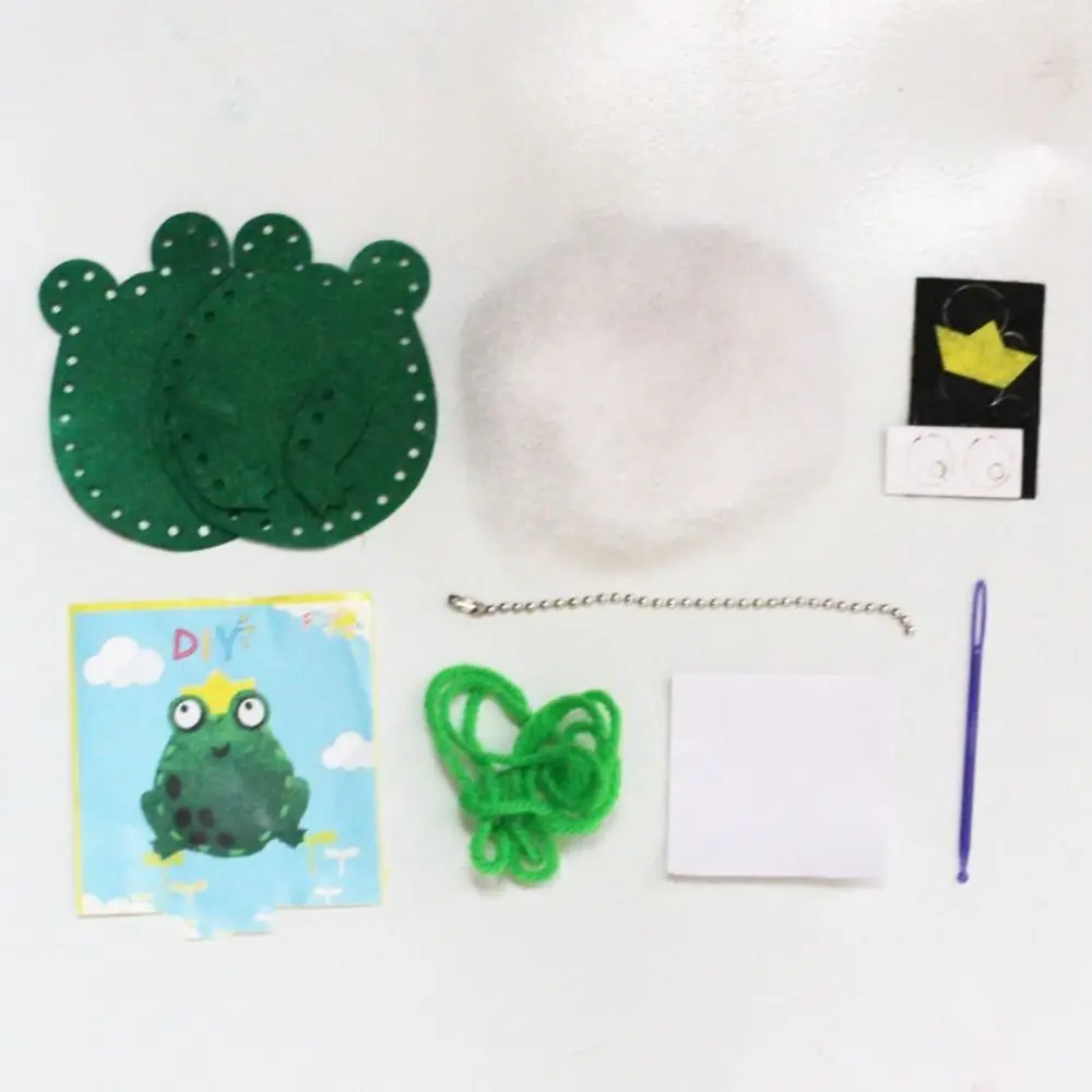 Kit de jouets de bricolage en tissu non tissé pour enfants, pendentif animal de dessin animé, artisanat de couture fait à la main