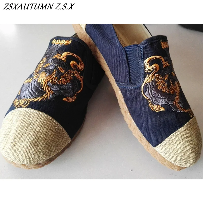 Chinese Style Cloth Shoes Men\'s Slip-ons 2023 Spring Summer New Flat Shoes Vintage Canvas Shoes Loafers Cotton and Linen