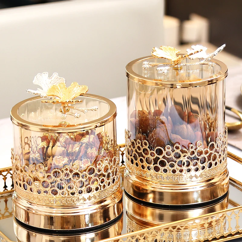 European-style Tan Crystal Glass Storage Jar with Lid Luxury Creative Home Storage Butterfly Candy Jar Living Room Ornaments