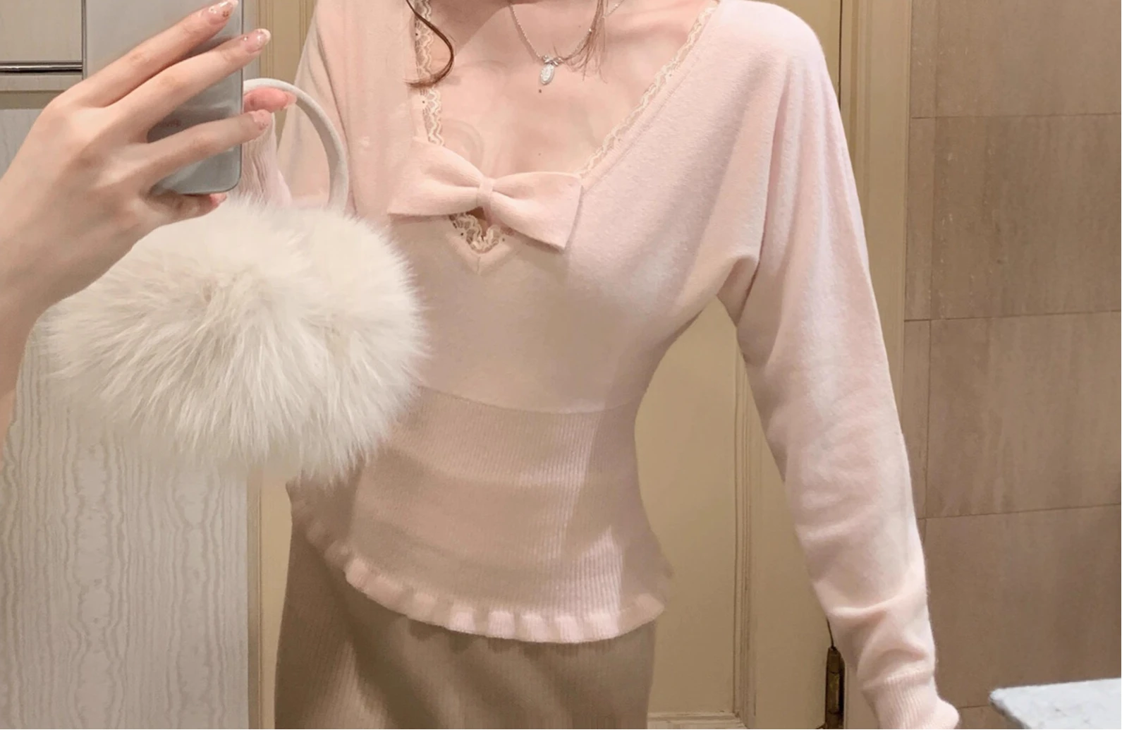 

Lace Bow Short Sleeved Top for Women, Beautiful Outfit, Knitted Sweater