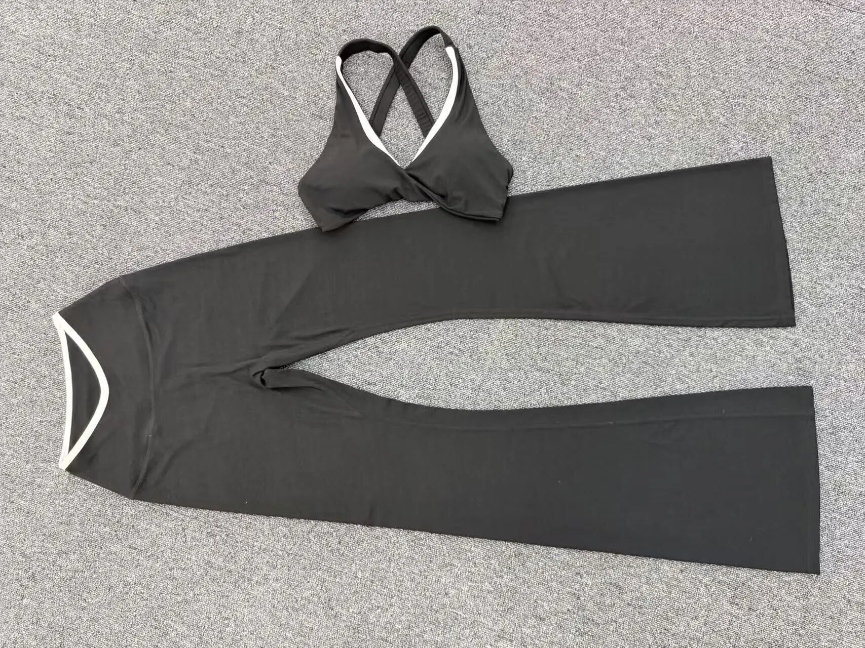 

Color Block Activewear Set Knotted Bra+bell-bottoms Pants Gym Workout Women Yoga Sets Running Fitness Sportswear Two-piece Suit