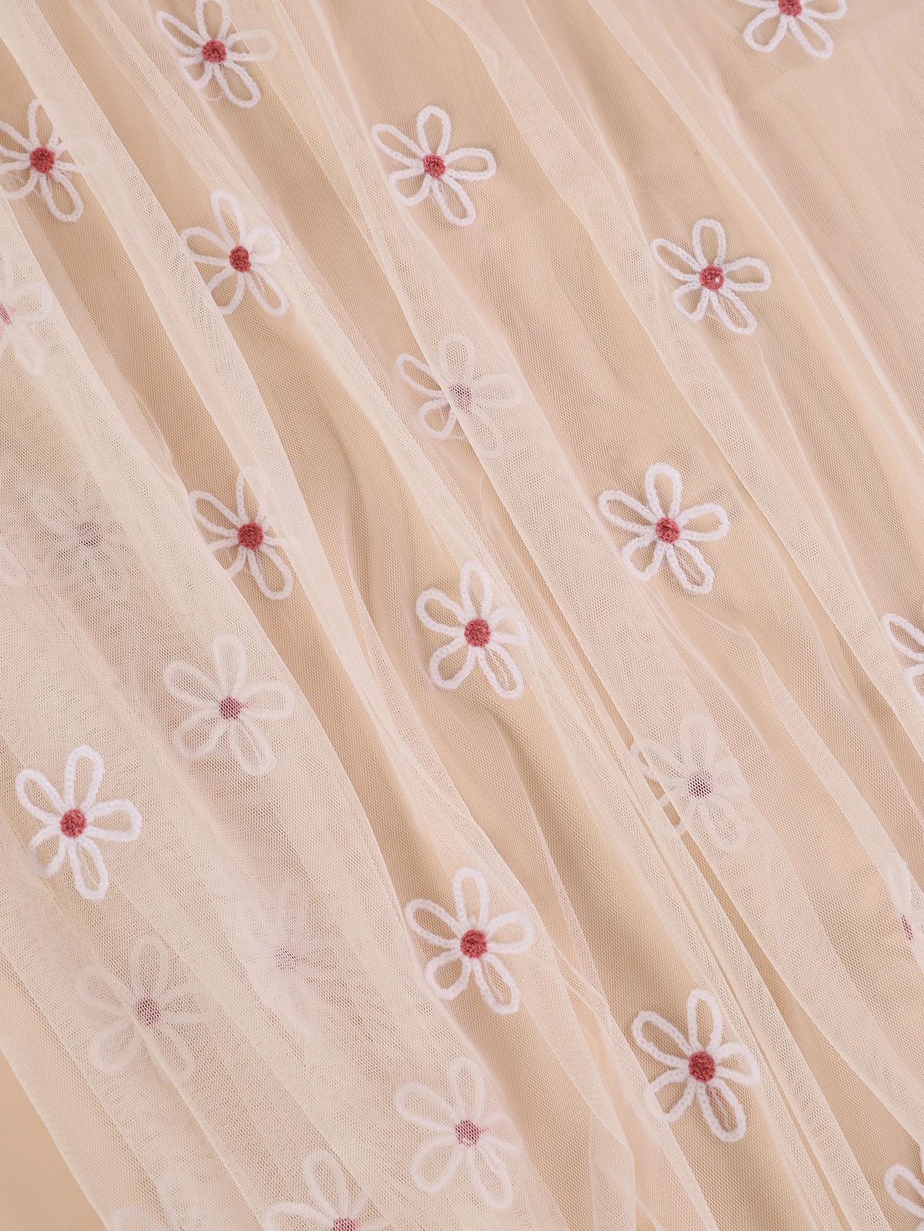 New Style Embroidered Flower Tablecloth Mesh Lace Fabric Soft Tulle Fabric for Wedding Dining Dresser Table Decor
