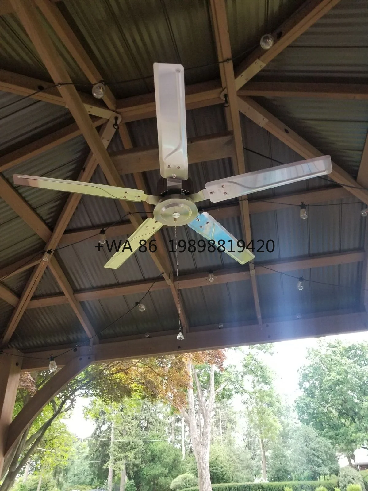

Voltage 12v / 24v 52 Inch Bronze Fan Blade Ultra Quite Brushless DC Motor DIY Installation 40W Solar Powered DC Ceiling Fan Low