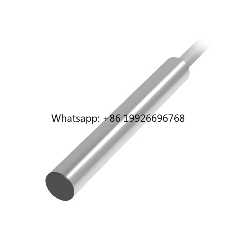 Miniature Metal Cylindrical Shape IP67 Non Contact Inductive Proximity Sensor 1.5mm Rated Distance Flush Mounting 2m PUR