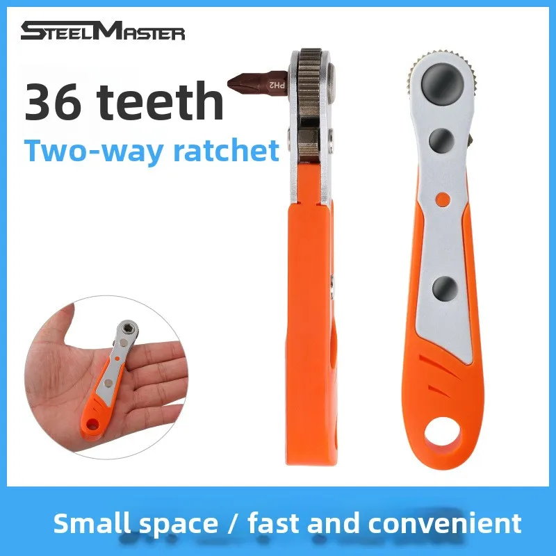 

Прочный набор ключей-трещоток с отвертками из сплава, включая крестовые, плоские, Torx и треугольные насадки для крепежа.