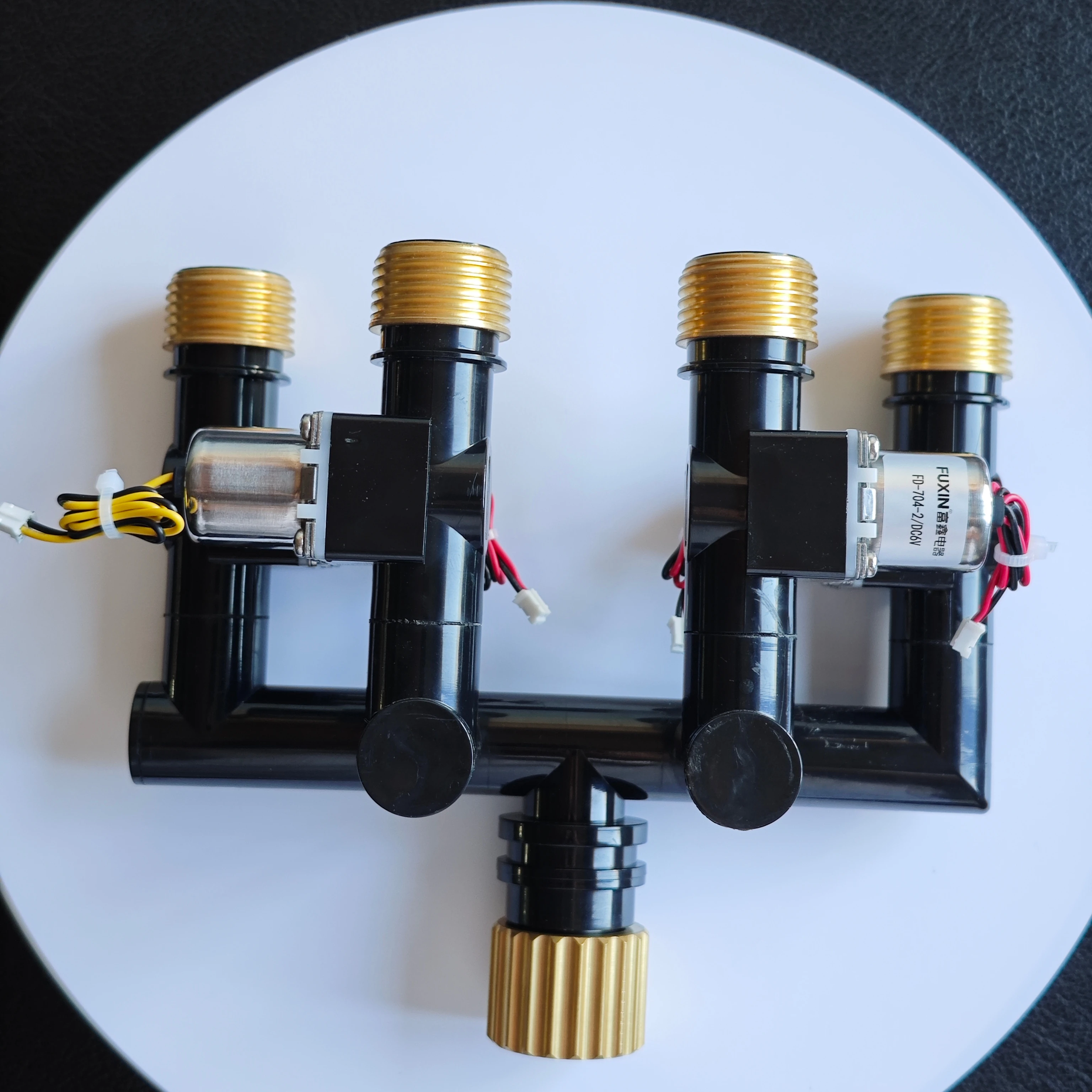

Электромагнитный клапан воды Электромагнитный клапан орошения