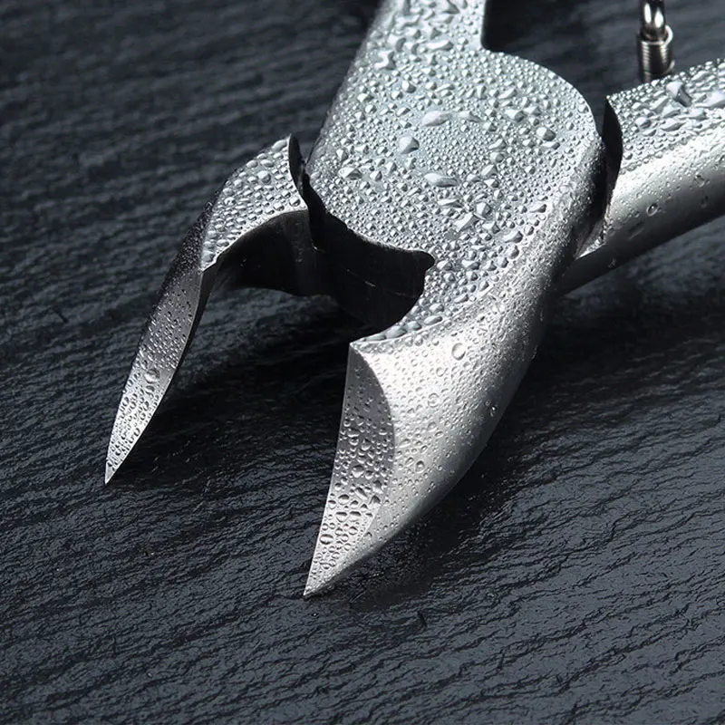 مقص أظافر من الفولاذ المقاوم للصدأ للأظافر السميكة والصلبة، شفرة منحنية مريحة مع قبضة غير قابلة للانزلاق، أدوات باديكير احترافية