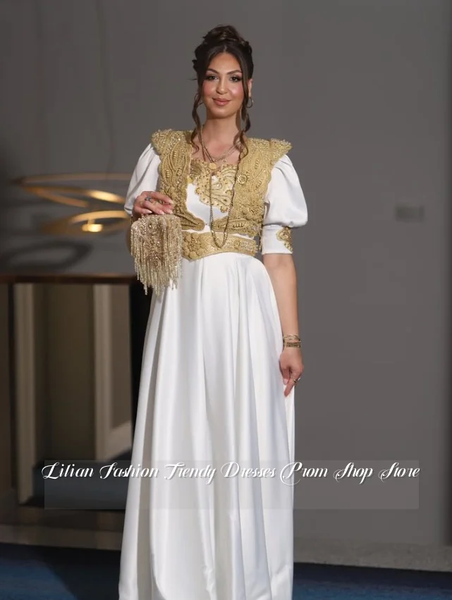 Benutzerdefinierte Spitze ethnische Brautkleider unverwechselbare ethnische traditionelle Brautkleider besticktes Hochzeitskleid Verlobungskleid