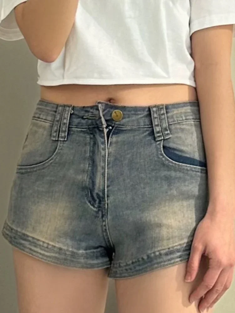 Classic Sexy Basic Zipper Button Female Jean Shorts Summer Casual Fashion Washed Simple Pockets Y2K Vintage Women Denim Shorts