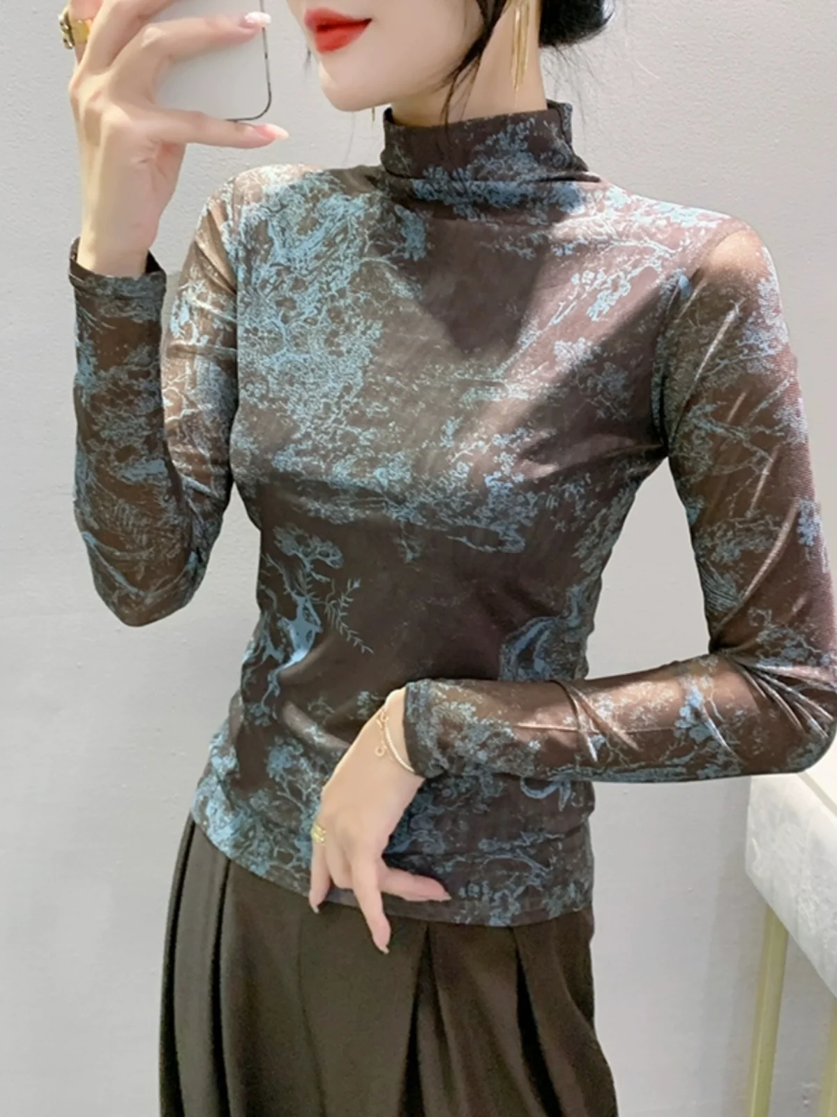 تي شيرت نسائي مطبوع عالي الجودة للخريف والشتاء، تصميم أنيق ضيق بأكمام طويلة، ملابس الشارع العصرية بمقاسات كبيرة