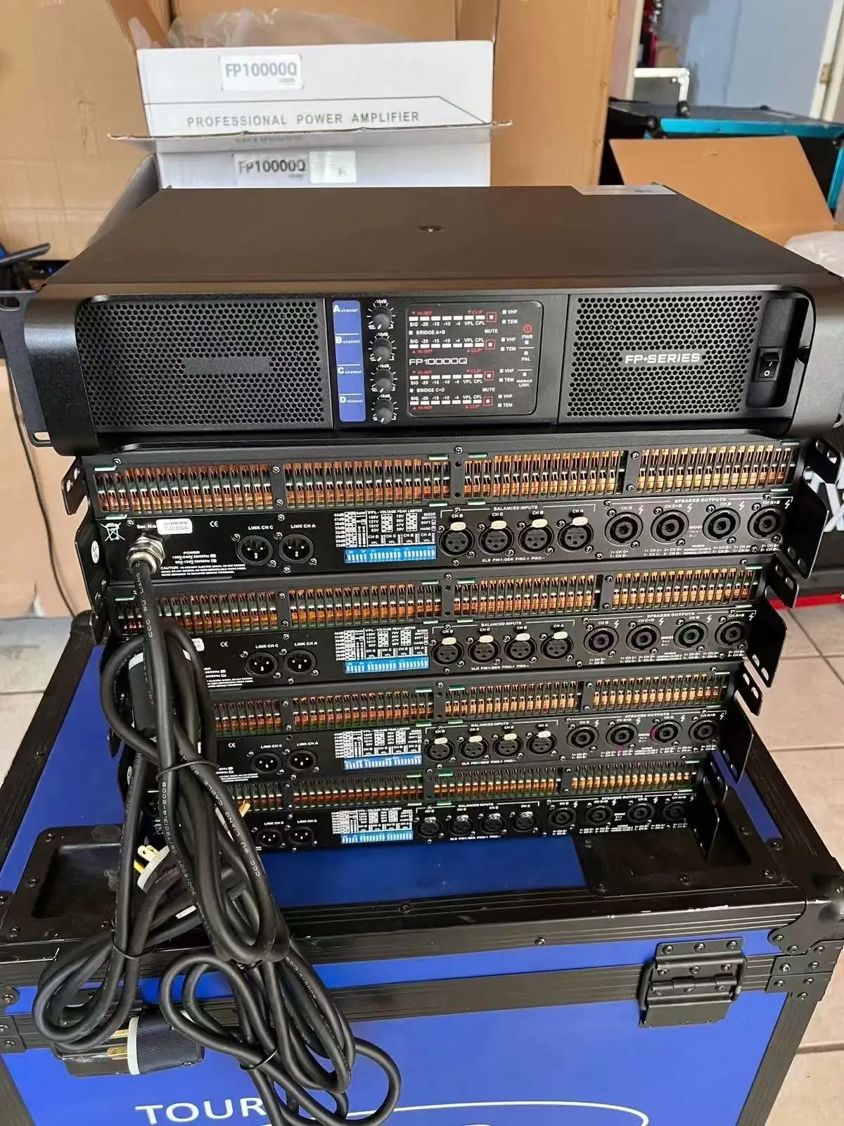 FP10000Q Four Channel 4*1350W Digital Power Amplifier and FP14000 Two Channel 2*2350W Digital Power Amplifier