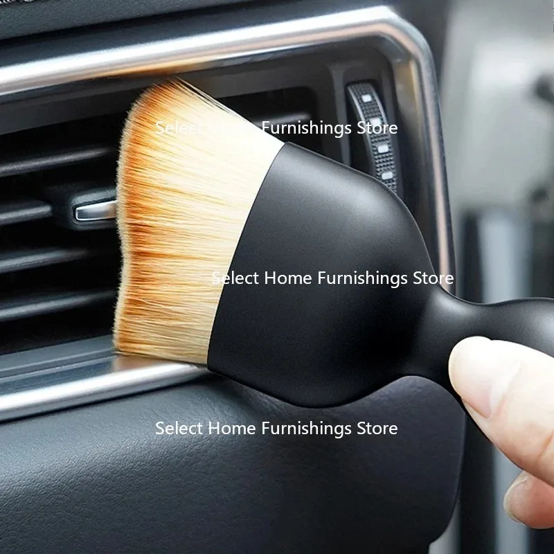 Suitable for Cleaning Dust in The Gaps of Air Conditioning Vents in Car Interiors, Using A Small Brush To Clean Soft Bristles