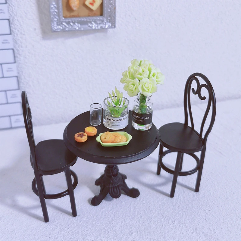 Juego de muebles en miniatura para casa de muñecas, Mini salón, mesa de comedor y silla, accesorios de escena