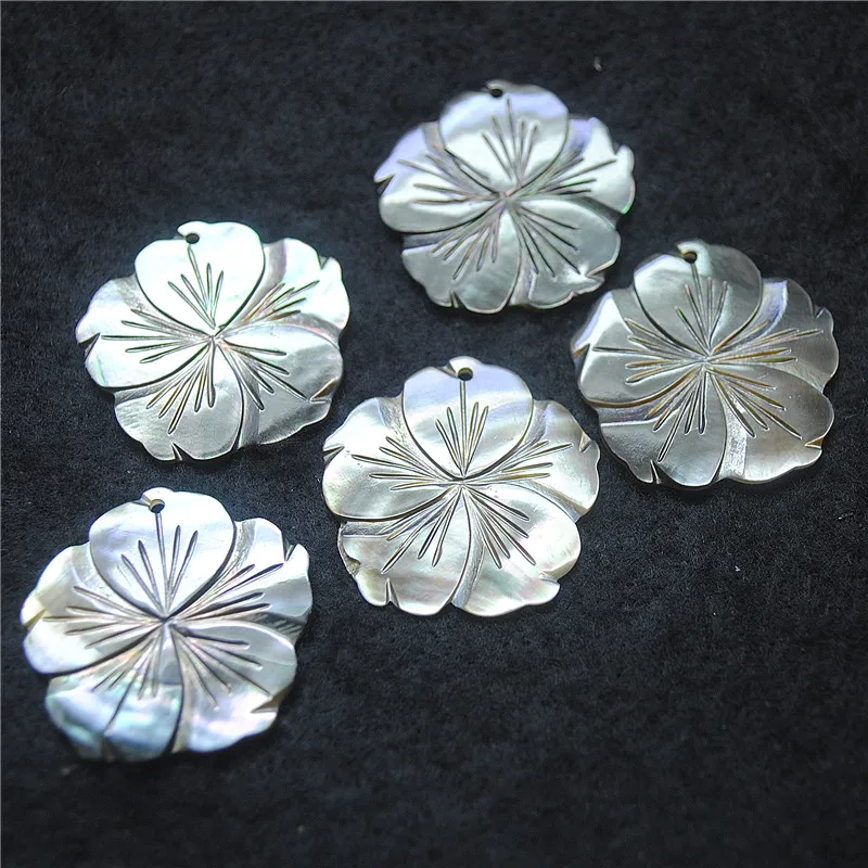 

5PCS Saltwater Black Shell Pendants Flower Shape 43MM For Women's Bracelets Making Accessories Good Quality Free Shippings