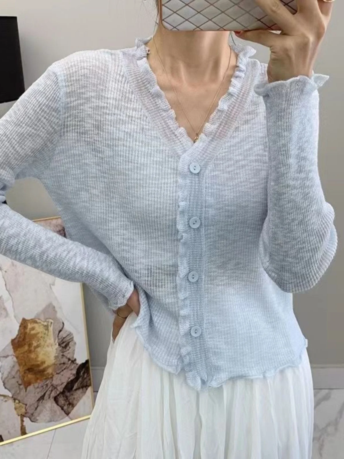 

Синий вязаный тонкий кардиган из ледяного шелка с колокольчиками V-Ne, деревянная летняя солнцезащитная верхняя одежда, женский топ