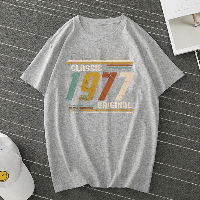 Novelty Awesome Vintage Classic 1977 Print Men T Shirts Streetwear Short Sleeve Birthday Gifts Summer Style T-shirt Men Clothes view 2