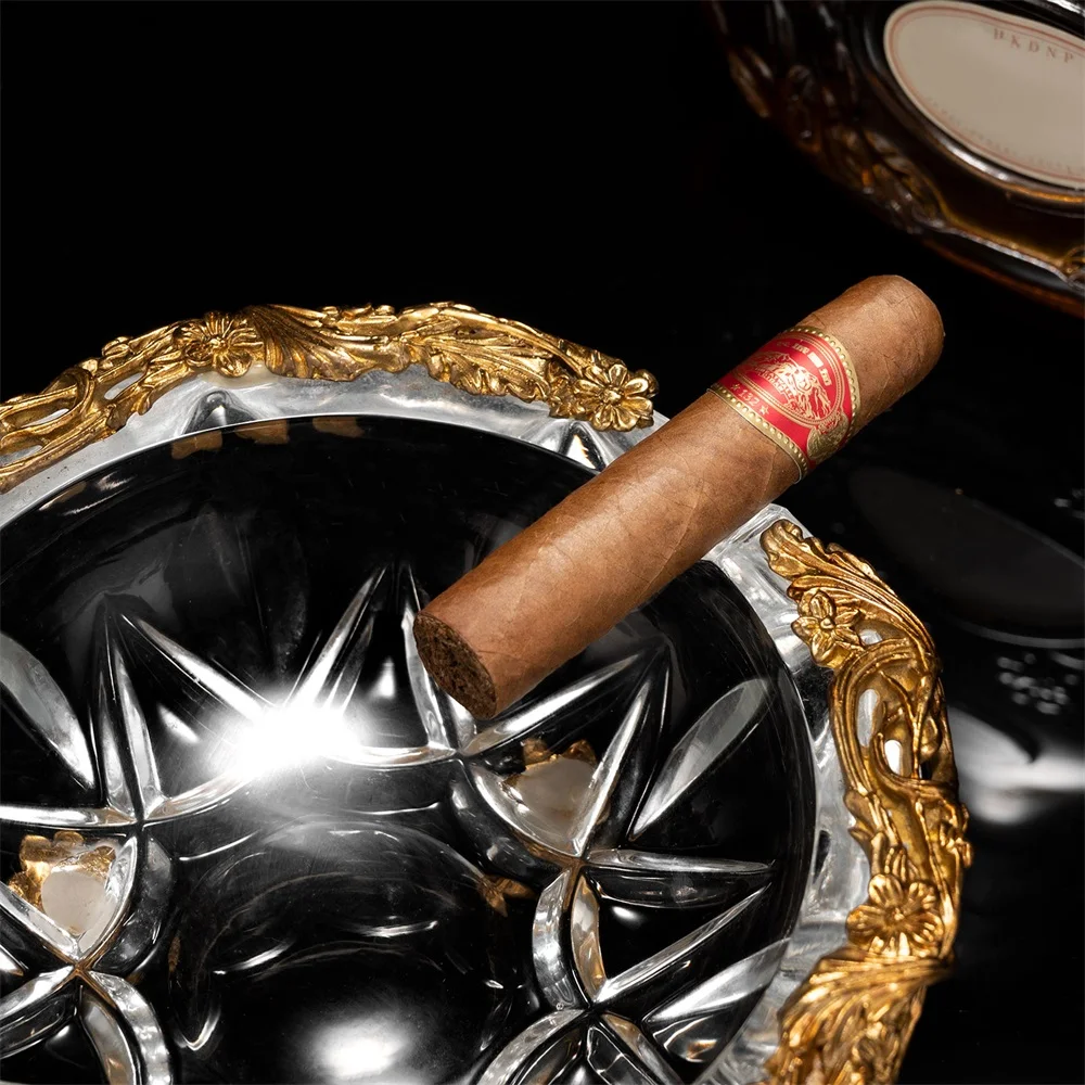 New Arrival Big Diameter Cigar Ashtray Custom Logo Crystal Glass Cigar Ashtray