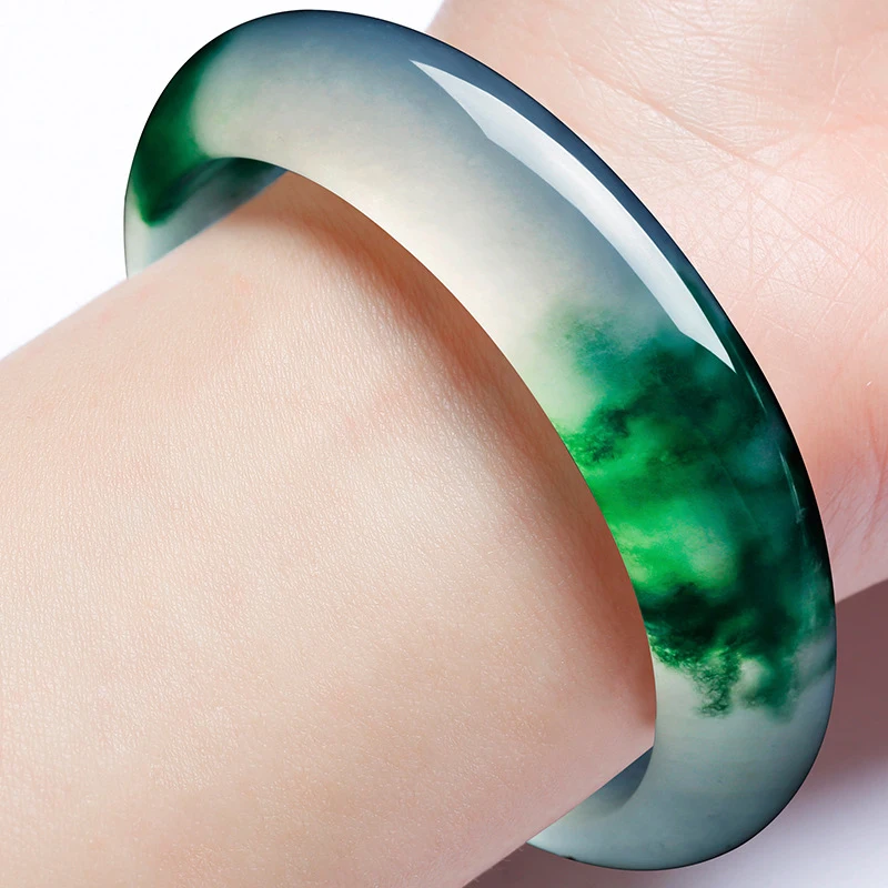 

Natural Chinese Green Jade Bracelet Charm Fashion Jadeite Jewelry Accessories Hand Carved Women Lucky Amulet Gift