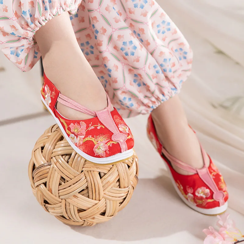 Cy231 Frühling neue Tang Restaurierung Wunsch Schuhe flache Brokat Schuhe alten Stil alle bequemen Einzels chuhe Hanfu Schuhe